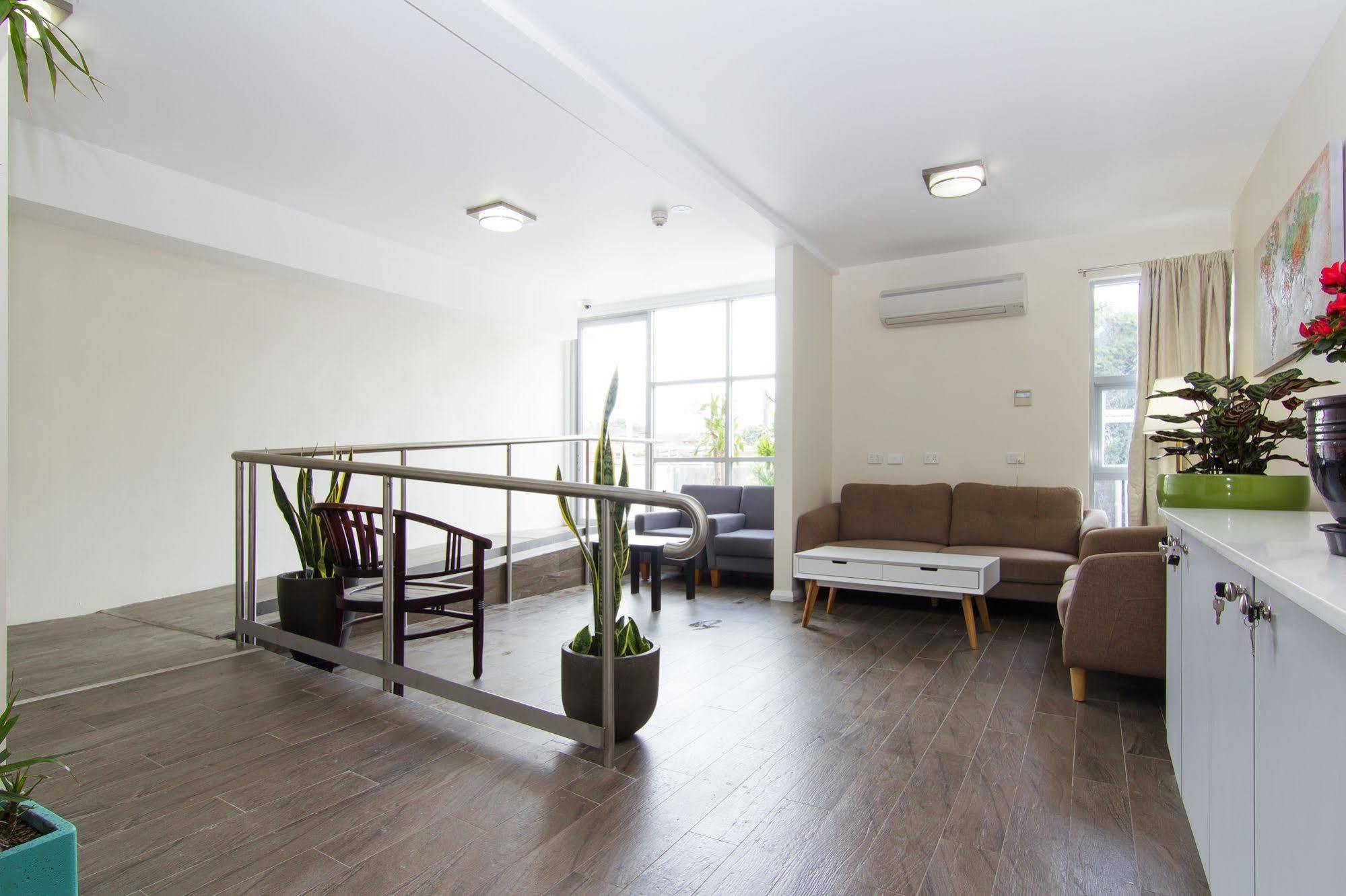 Shilla Lodge Burwood Экстерьер фото